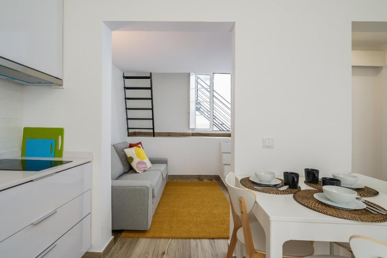Tia Anica House II - Apartment With Terrace In Central Fuseta Beach Village Exterior foto